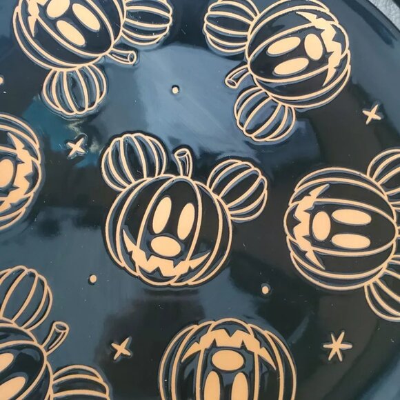 Set of 3 Disney Halloween Pumpkin Mickey Chaser/Serving Plates - NEW - Picture 4 of 5